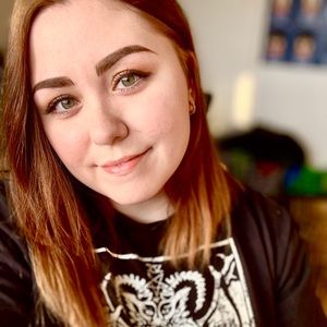 Meet your Posher, Celeste